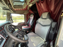 2006 KENWORTH W900L W/67K MILES ON OVERHAUL full