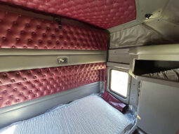 2006 KENWORTH W900L W/67K MILES ON OVERHAUL full