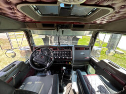 2006 KENWORTH W900L W/67K MILES ON OVERHAUL full