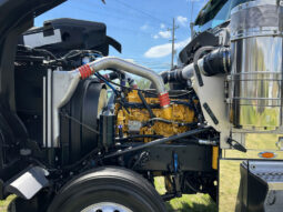 2006 KENWORTH W900L W/67K MILES ON OVERHAUL full