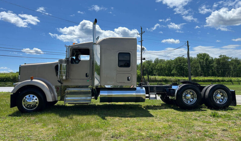 2016 KENWORTH W900 W/478K MILES ON C-15 ENGINE full