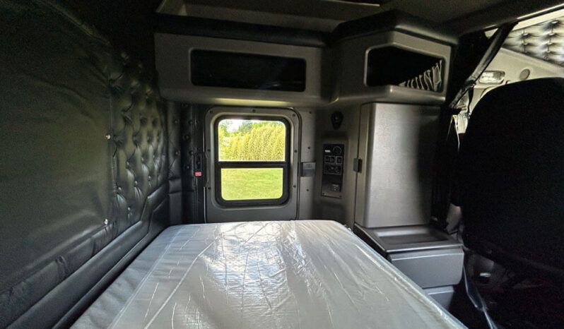 2016 KENWORTH W900 W/478K MILES ON C-15 ENGINE full