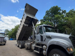 2015 MACK GU713 TRI-AXLE DUMP TRUCK W/ELECTRIC TARP full