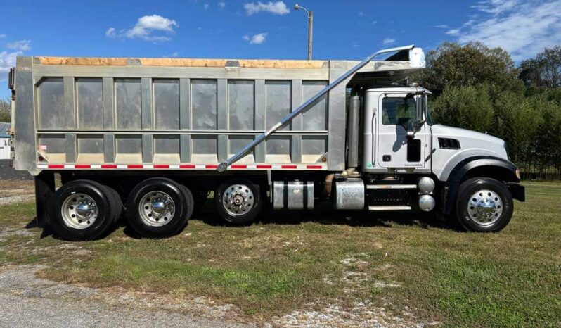 2015 MACK GU713 TRI-AXLE DUMP TRUCK W/ELECTRIC TARP full