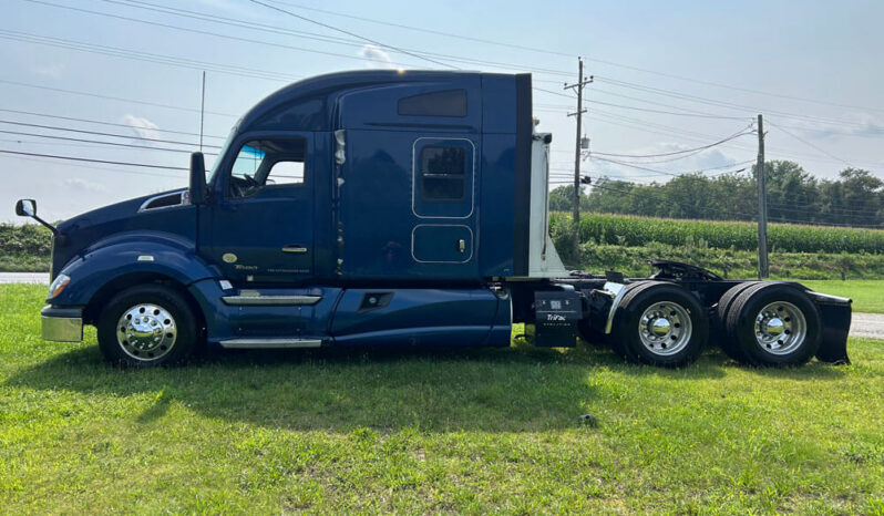 2017 KENWORTH T680 W/190K MILES ON RECON ENGINE full