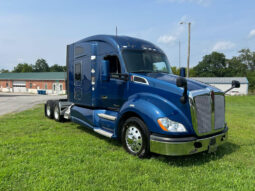 2017 KENWORTH T680 W/190K MILES ON RECON ENGINE full
