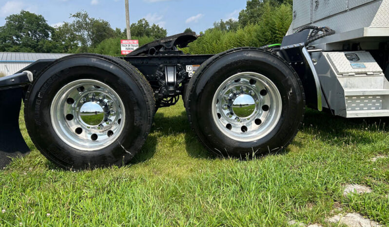 2017 KENWORTH T680 W/190K MILES ON RECON ENGINE full