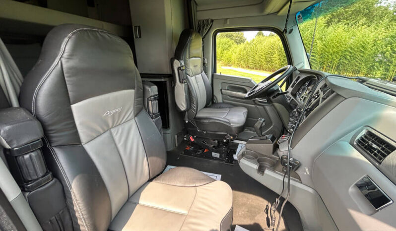2017 KENWORTH T680 W/190K MILES ON RECON ENGINE full